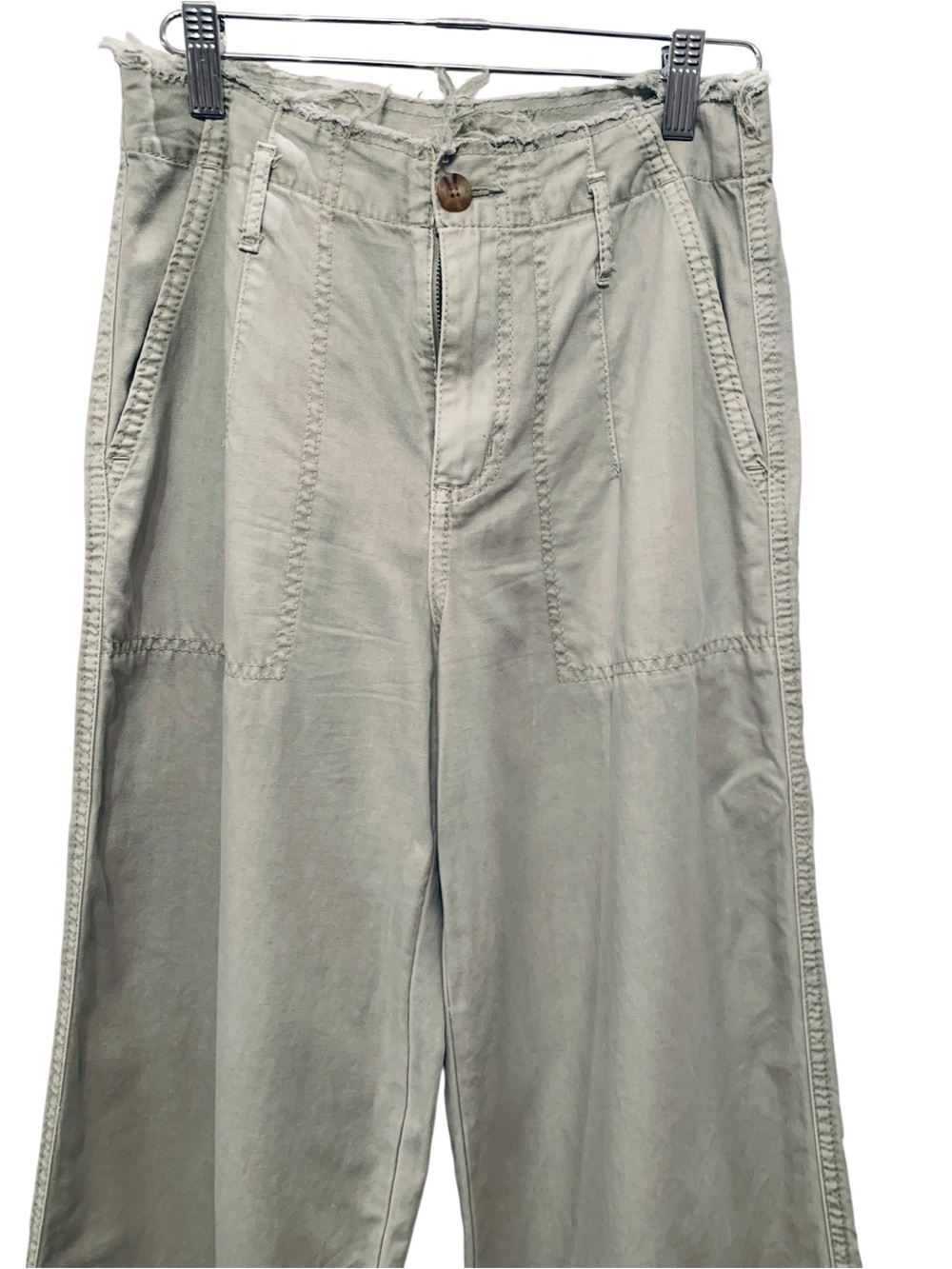 a.n.a HIGH-RISE, PATCH POCKET, WIDE LEG, CROPPED PANTS. EXCELLENT CONDITION!